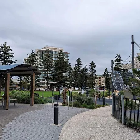 Glenelg Resort Style Beachside Apartment Exterior photo